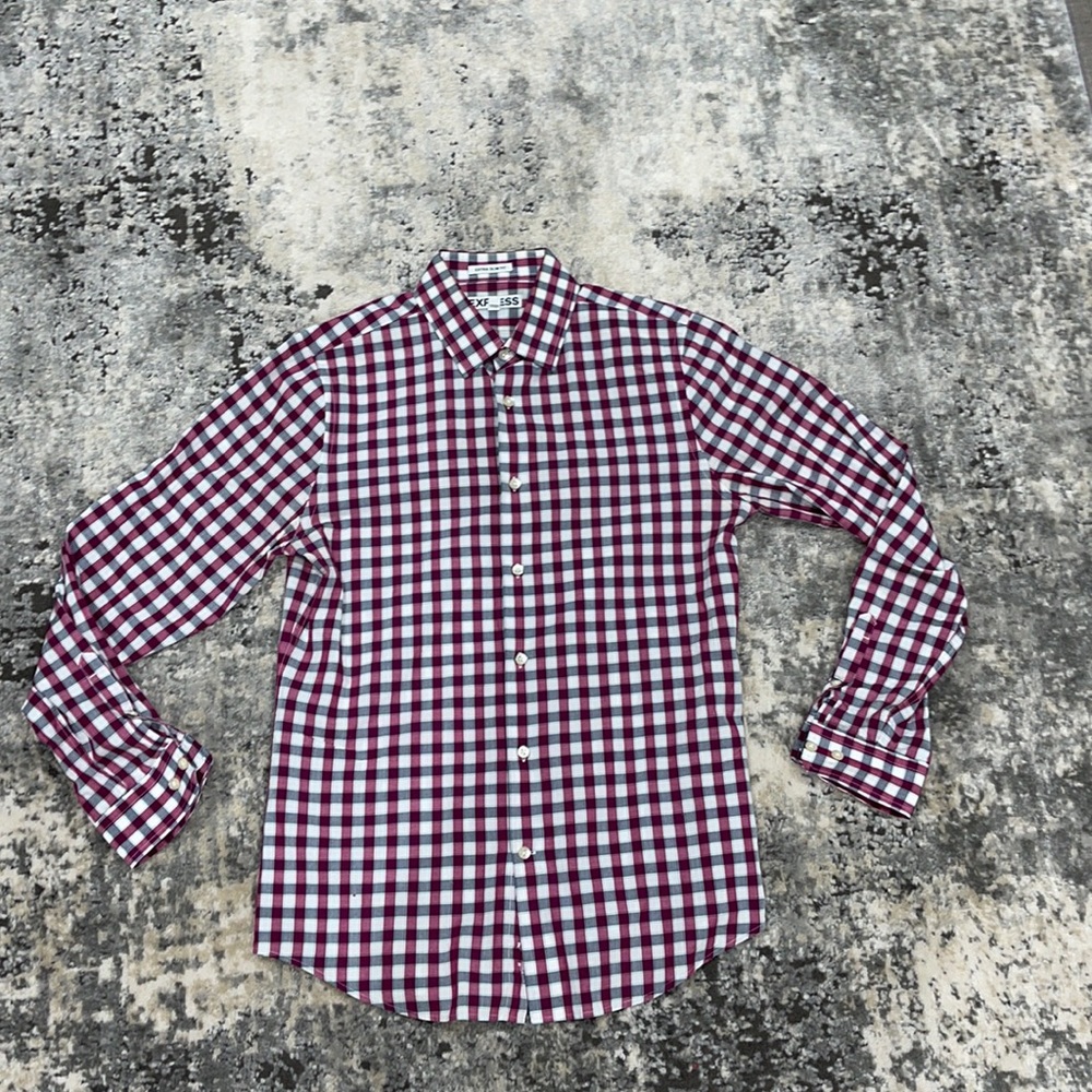 Men’s Express extra slim fit medium 15- 15 1/2 long sleeve
